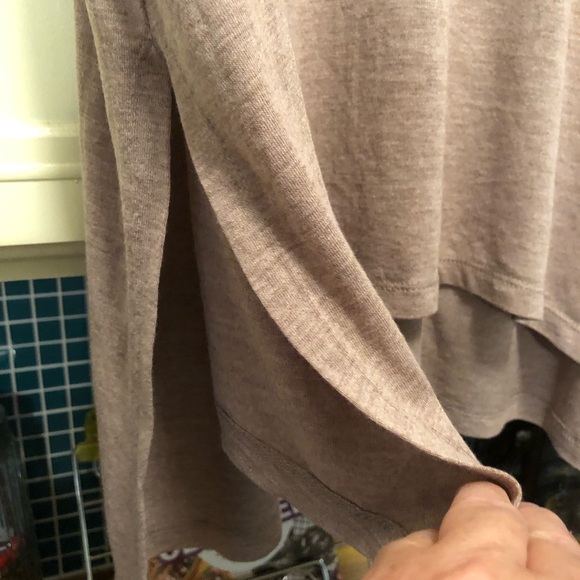 Top - Picture 2 of 3